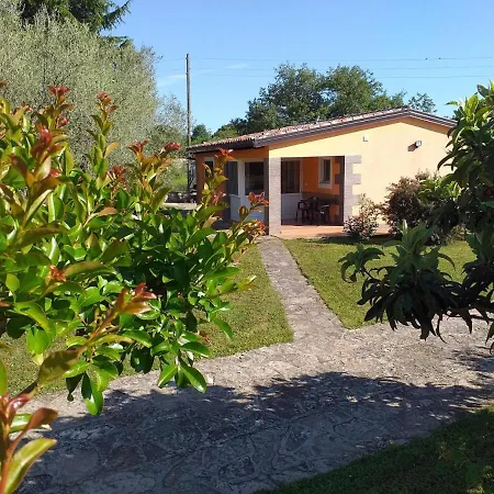 בית נופש Family Friendly House With A Parking Space - 20540 רוביני